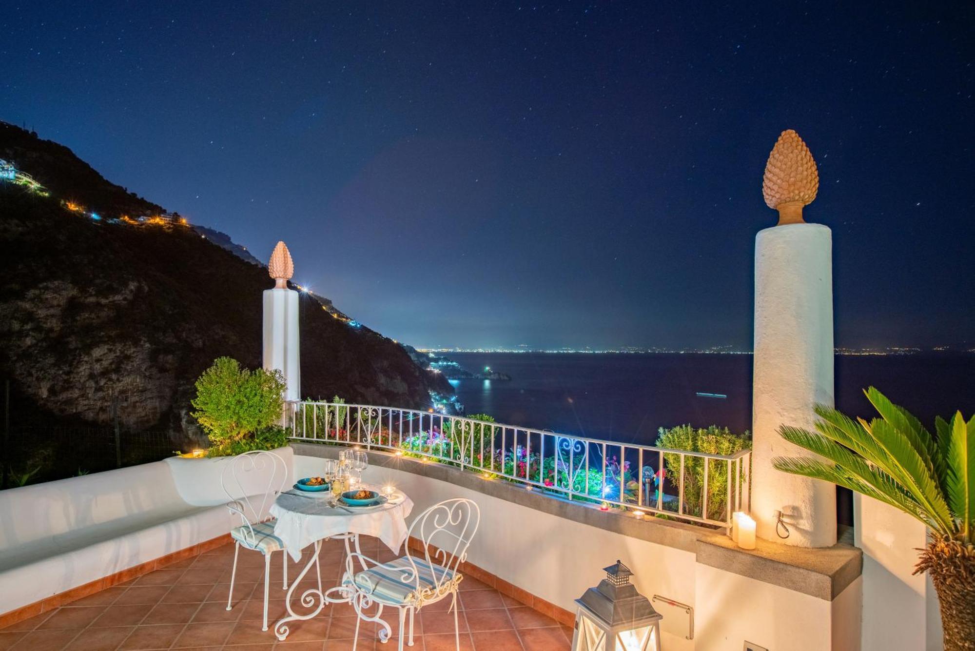 Villa Poesia Praiano Exteriör bild