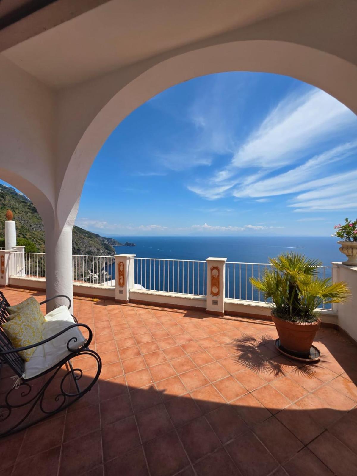 Villa Poesia Praiano Exteriör bild